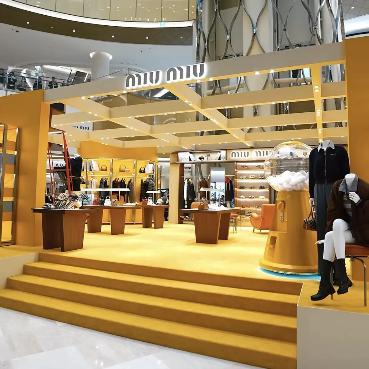 miu miu POPUP