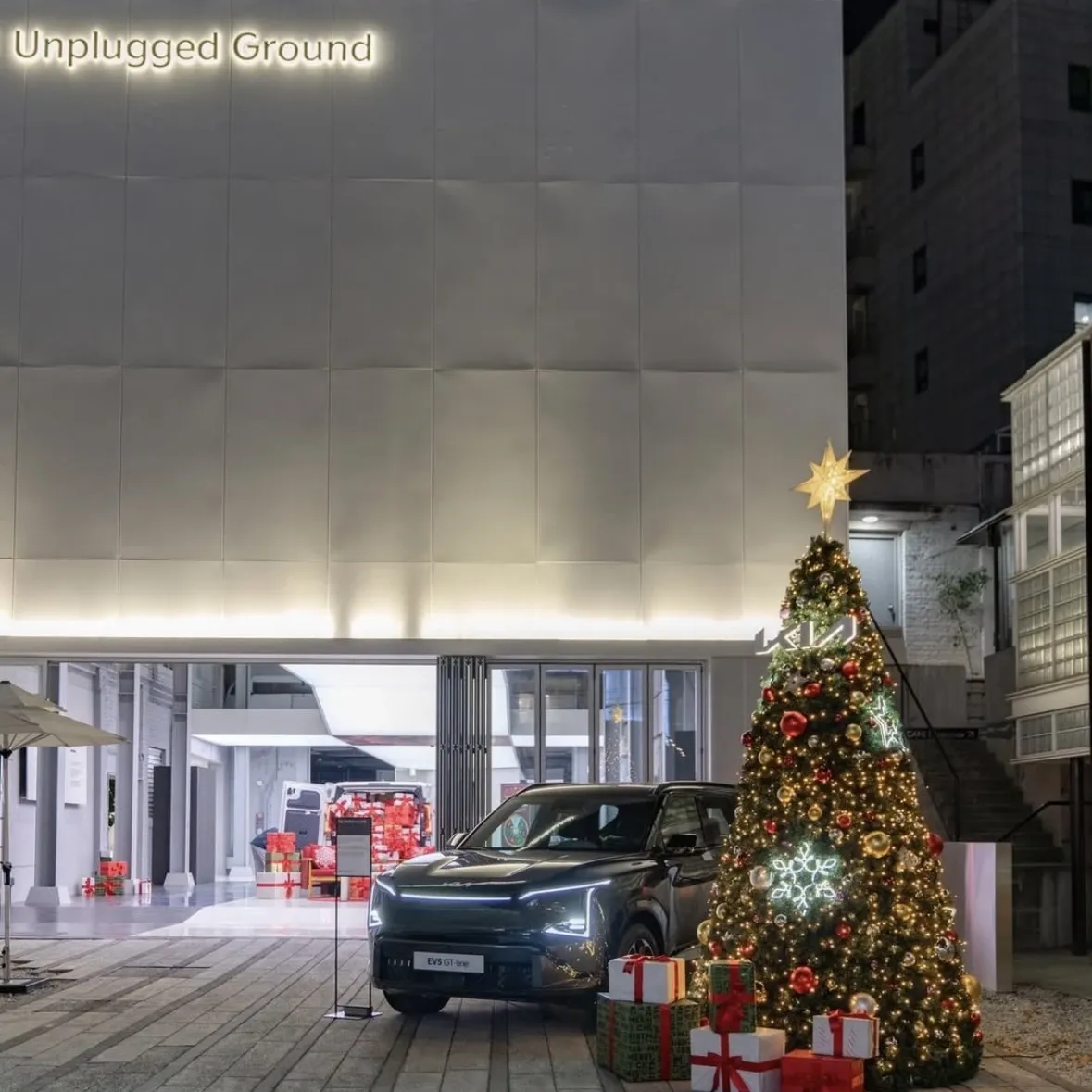 Kia Unplugged Ground  : EV-mas POPUP