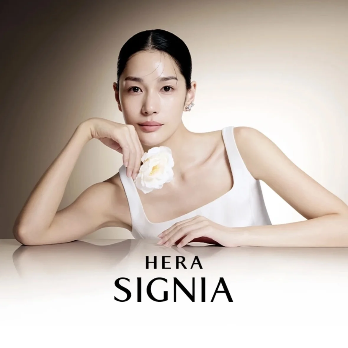 HERA SIGNIA POPUP