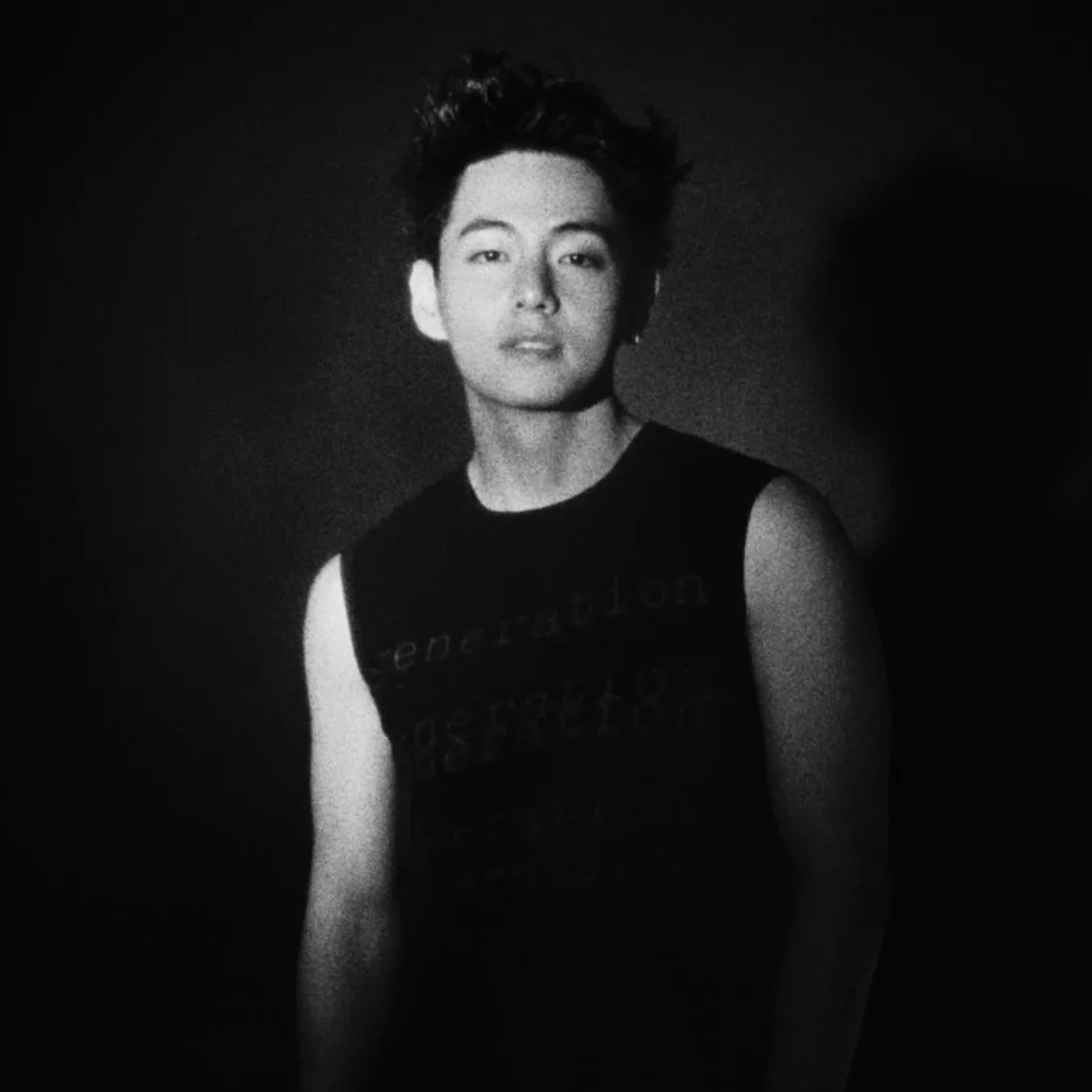 V TYPE 非 : ON-SITE IN SEOUL 展示